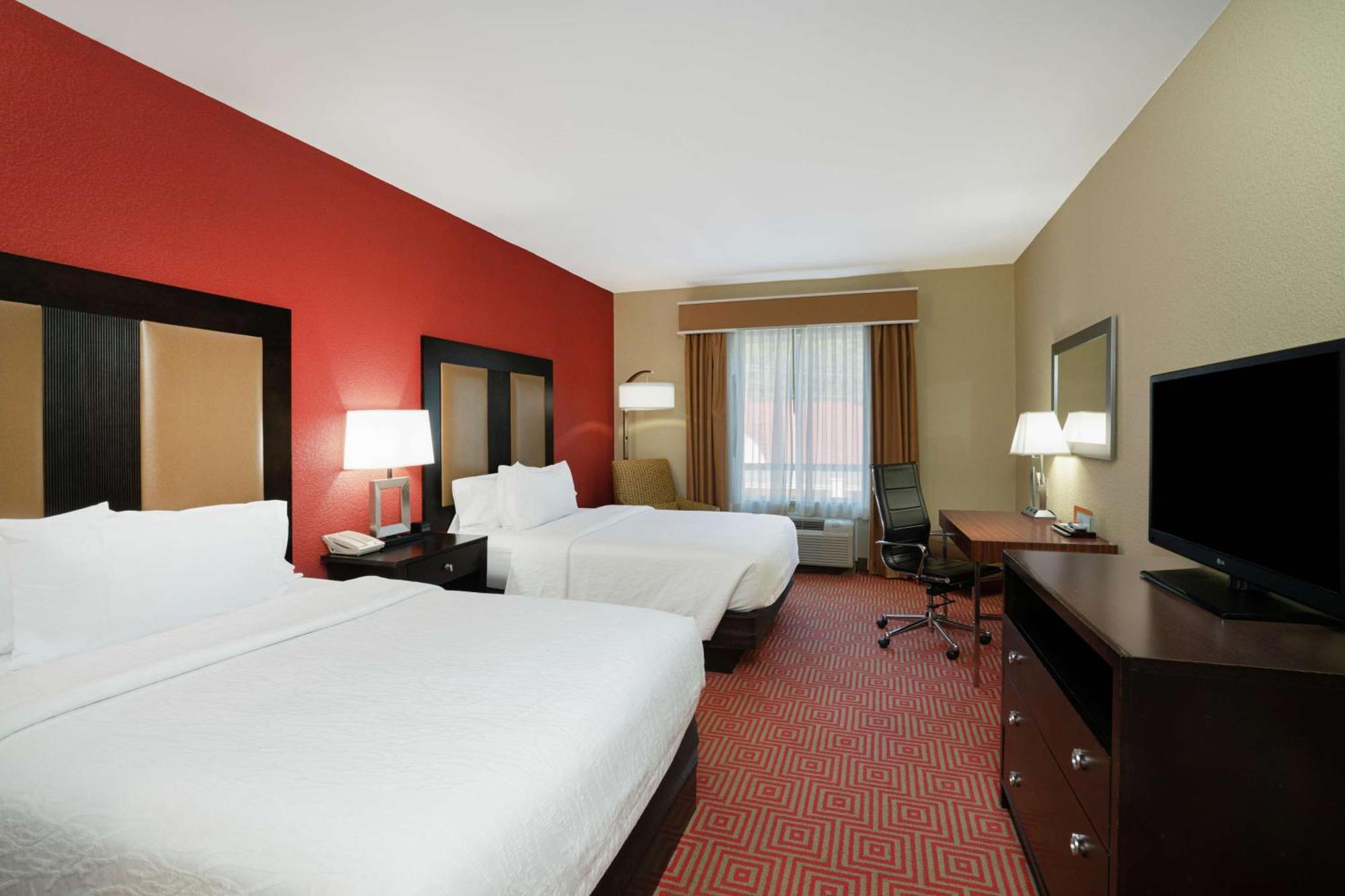 Hilton Garden Inn דלטון מראה חיצוני תמונה