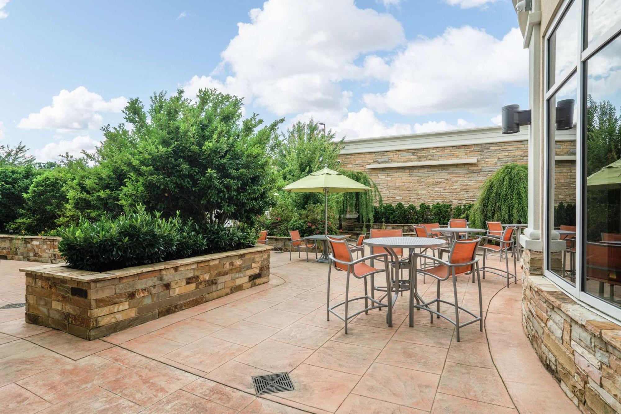 Hilton Garden Inn דלטון מראה חיצוני תמונה