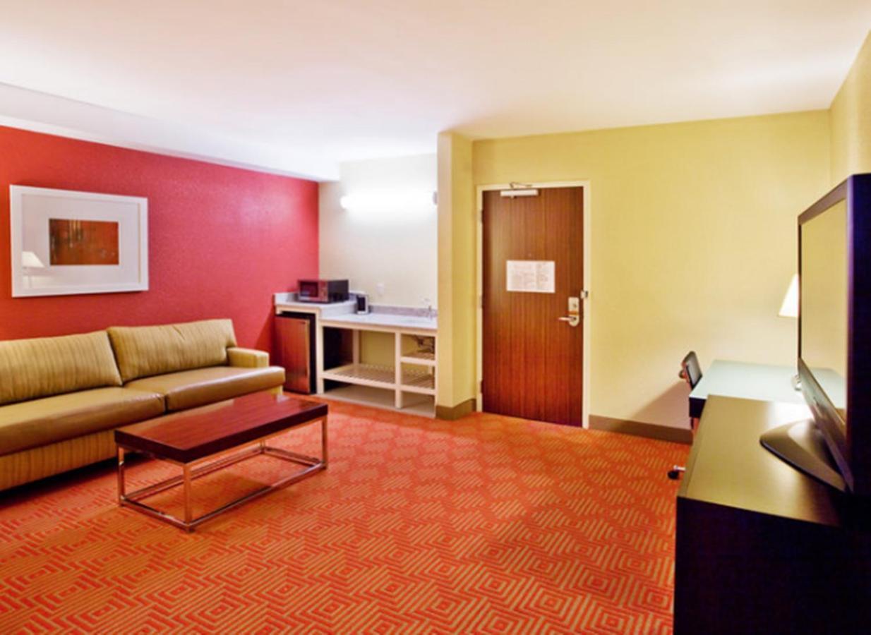 Hilton Garden Inn דלטון מראה חיצוני תמונה